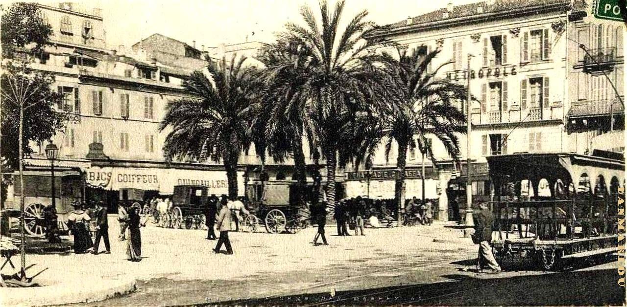 MH a- 018- Place Kleber.JPG